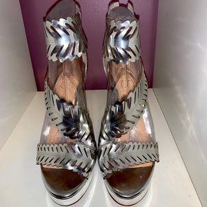 Silver Heels Featured in Chris Brown’s “Heat” music video🔥